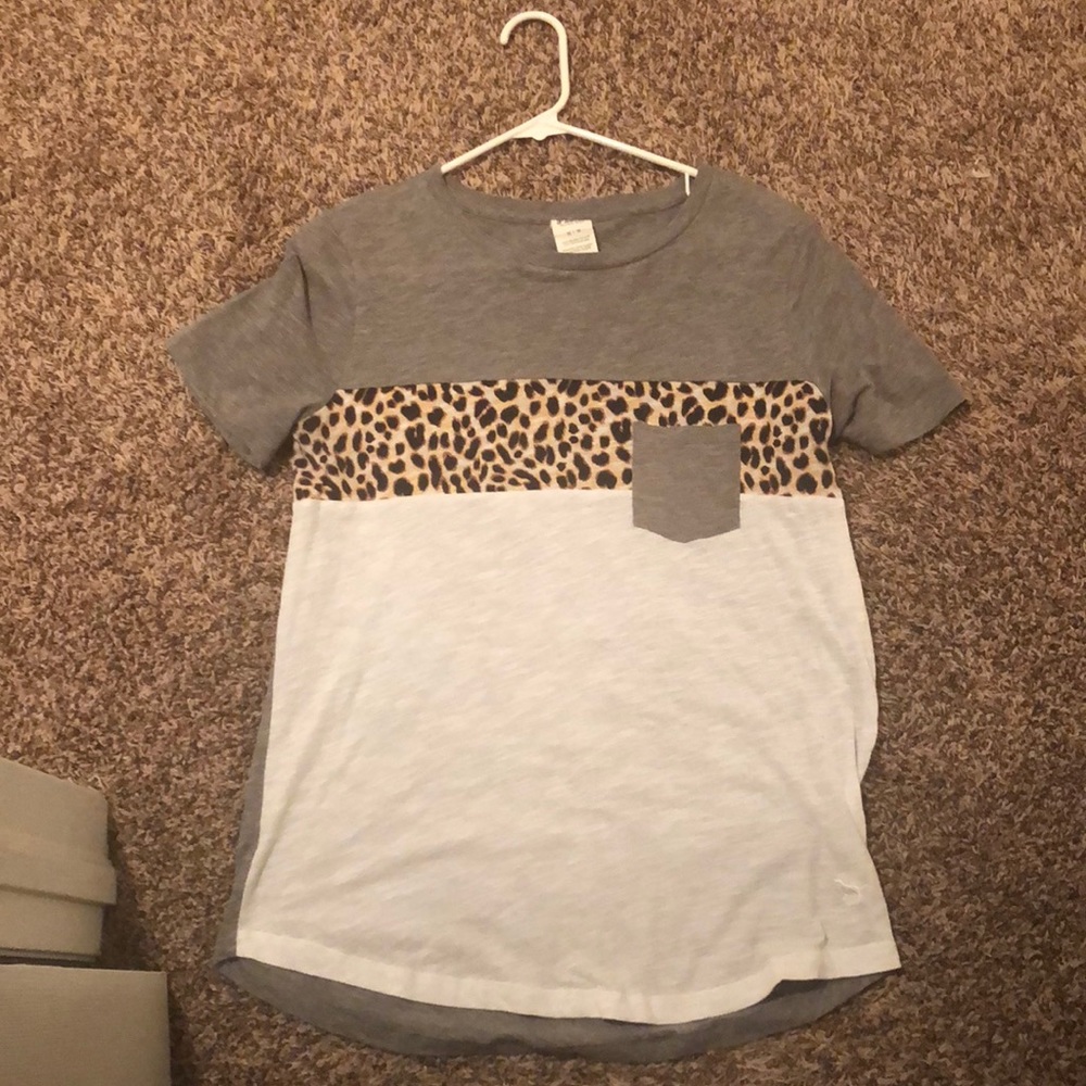 VS Pink Tee